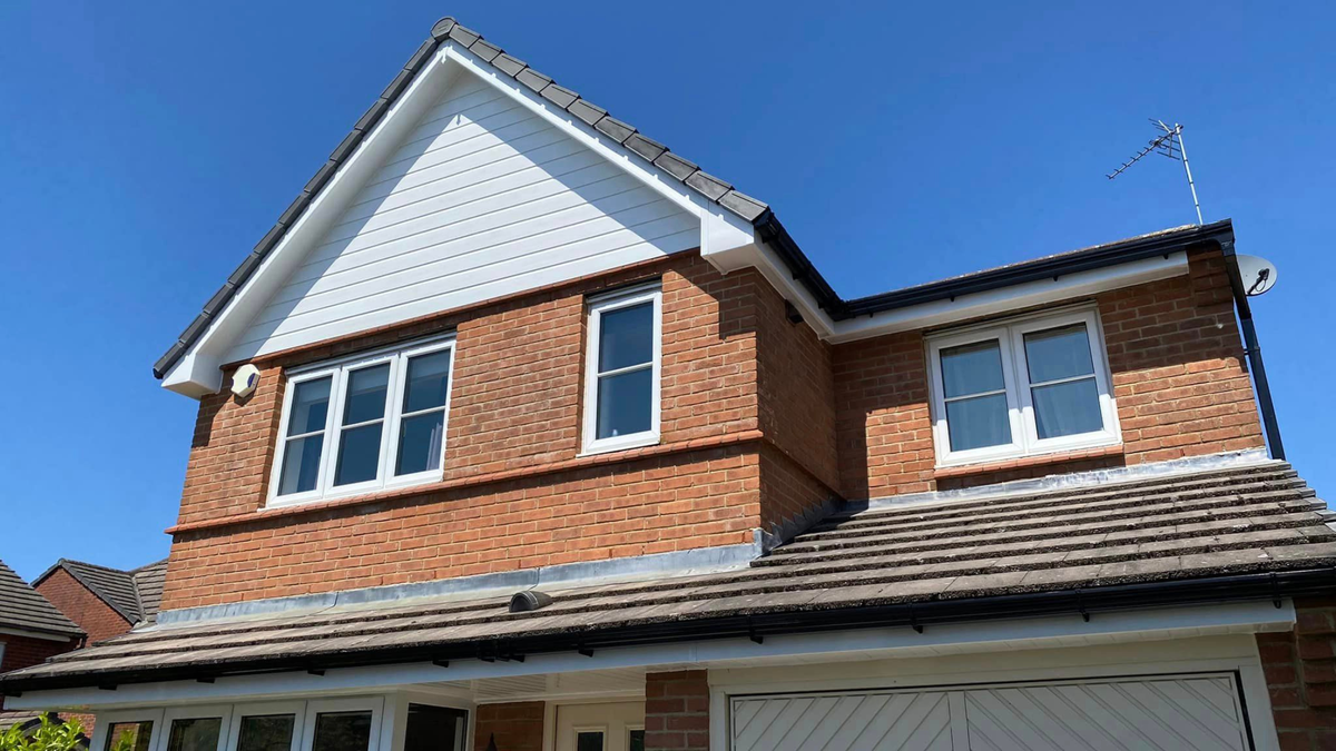 How to Clean Fascia and Soffits